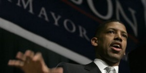 kevinjohnsonmayor Former NBA star Kevin Johnson, now mayor of Sacramento, is planning helping the homeless living in Tent City.