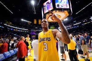 Trevor Ariza reportedly signed a five-year, $33 million deal with the Houston Rockets.