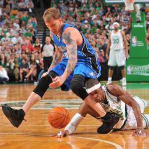 RajonRondo_divingsteal2010(getty)