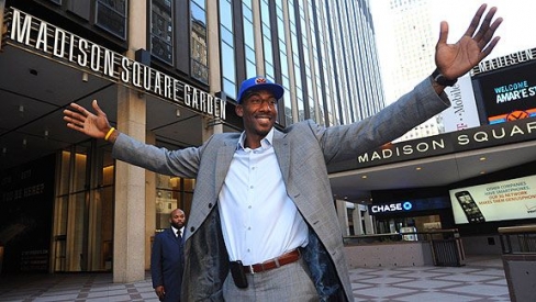 amare stoudemire ny. Amare Stoudemire, wearing his