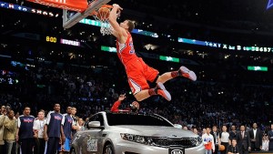 BlakeGriffin-car-dunk